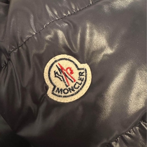 Moncler Alpin Puffer - Picture 9 of 10